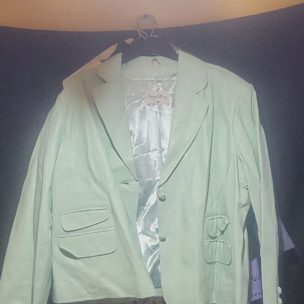 Pamela McCoy Light Green Blazer